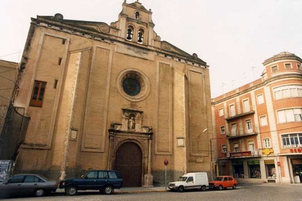 large-1423077084-Parroquia de Santo Domingo en Badajoz